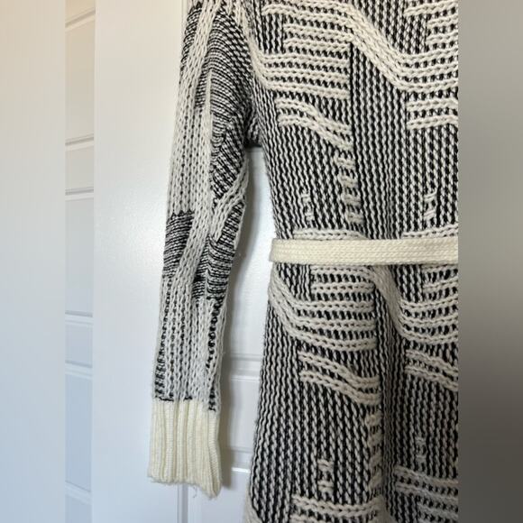 Aniina Knit Handkerchief Cut Open Sweater, Belted Size Large - Picture 9 of 9